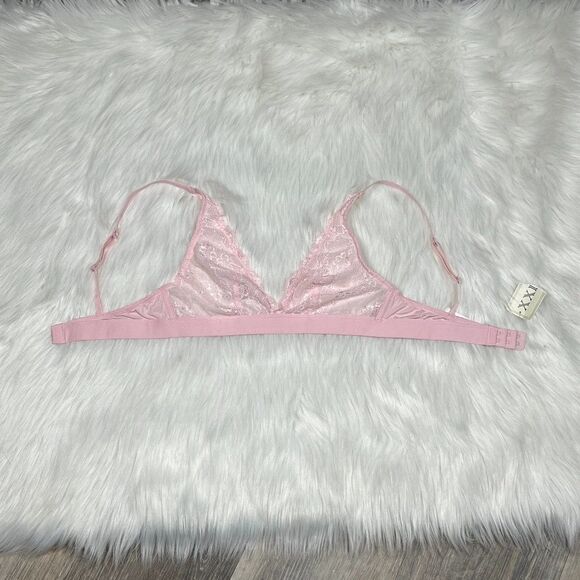 Light Pink Triangle Bralette By Forever 21 Size Small - Picture 1 of 15